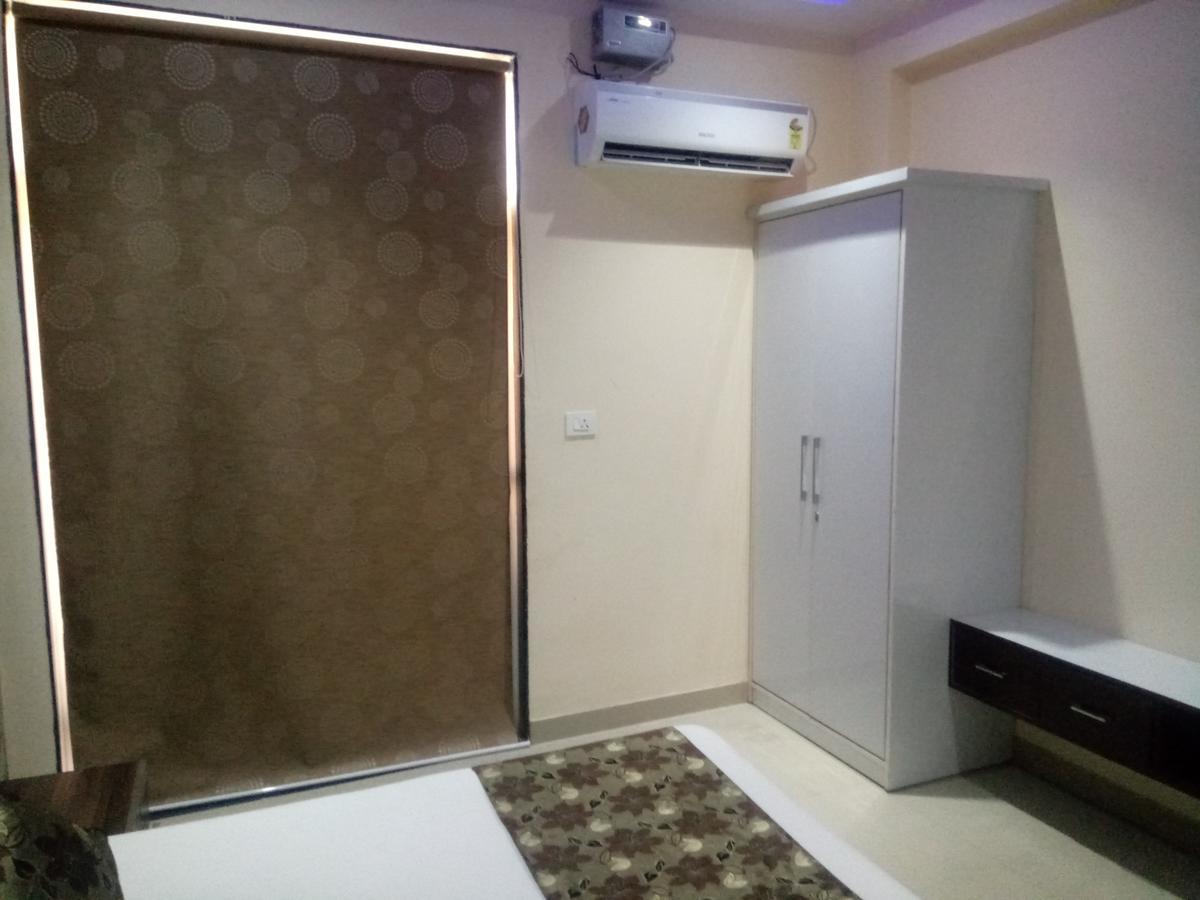 Anamsa Residency Ξενοδοχείο Vrindāvan Εξωτερικό φωτογραφία